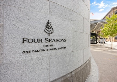 1 Dalton, Boston, Massachusetts 02115, 2 Bedrooms Bedrooms, 5 Rooms Rooms,2.5 BathroomsBathrooms,Residential Lease,For Rent,Dalton,73106286