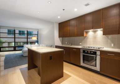 580 Washington St, Boston, Massachusetts 02111, 1 Bedroom Bedrooms, 3 Rooms Rooms,1 BathroomBathrooms,Residential Lease,For Rent,Washington St,73105466