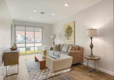 10 Essex St, Cambridge, Massachusetts 02142, 2 Bedrooms Bedrooms, 3 Rooms Rooms,1 BathroomBathrooms,Residential Lease,For Rent,Essex St,73107953
