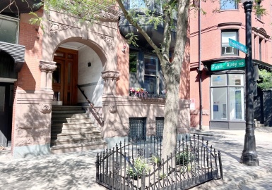 31 Massachusetts Ave, Boston, Massachusetts 02115, 2 Bedrooms Bedrooms, 3 Rooms Rooms,1 BathroomBathrooms,Residential Lease,For Rent,Massachusetts Ave,73133070
