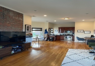 55 Magazine Street, Cambridge, Massachusetts 02139, 1 Bedroom Bedrooms, 2 Rooms Rooms,1 BathroomBathrooms,Residential Lease,For Rent,Magazine Street,73087054