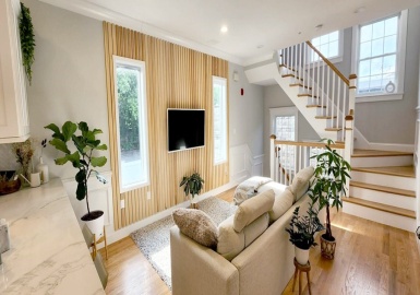 16 Common Street, Waltham, Massachusetts 02451, 2 Bedrooms Bedrooms, 8 Rooms Rooms,2.5 BathroomsBathrooms,Residential Lease,For Rent,Common Street,73127953