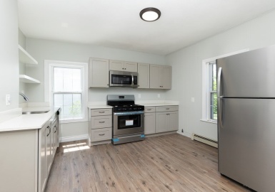 68 Chickatawbutt Street, Boston, Massachusetts 02122, 3 Bedrooms Bedrooms, 7 Rooms Rooms,1.5 BathroomsBathrooms,Residential Lease,For Rent,Chickatawbutt Street,73110231