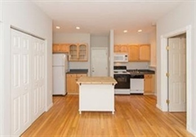 605 Massachusetts Ave, Boston, Massachusetts 02118, 1 Bedroom Bedrooms, 3 Rooms Rooms,1 BathroomBathrooms,Residential Lease,For Rent,Massachusetts Ave,73134609
