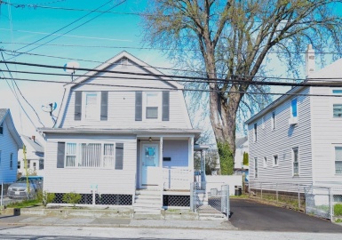 521 Lakeview Ave, Lowell, Massachusetts 01850, 3 Bedrooms Bedrooms, 6 Rooms Rooms,1 BathroomBathrooms,Residential Lease,For Rent,Lakeview Ave,73101526