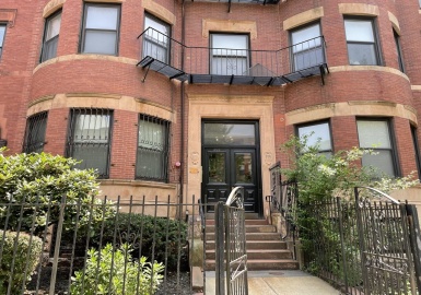 869 Beacon Street, Boston, Massachusetts 02215, 1 Bedroom Bedrooms, 3 Rooms Rooms,1 BathroomBathrooms,Residential Lease,For Rent,Beacon Street,73131654