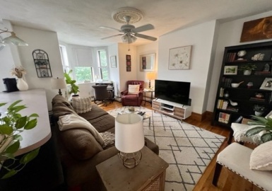 91 E Brookline St, Boston, Massachusetts 02118, 2 Bedrooms Bedrooms, 4 Rooms Rooms,1 BathroomBathrooms,Residential Lease,For Rent,E Brookline St,73126819