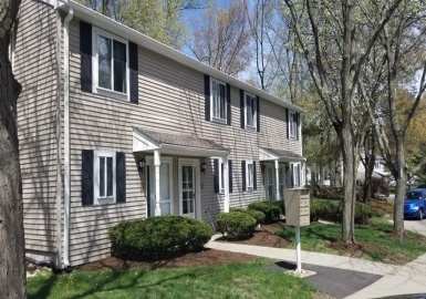18 Village Hill Ln, Natick, Massachusetts 01760, 2 Bedrooms Bedrooms, 5 Rooms Rooms,1.5 BathroomsBathrooms,Residential Lease,For Rent,Village Hill Ln,73130845