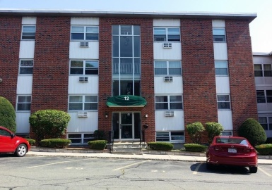 12 Commonwealth Ct, Boston, Massachusetts 02135, 2 Bedrooms Bedrooms, 4 Rooms Rooms,1 BathroomBathrooms,Residential Lease,For Rent,Commonwealth Ct,73132252