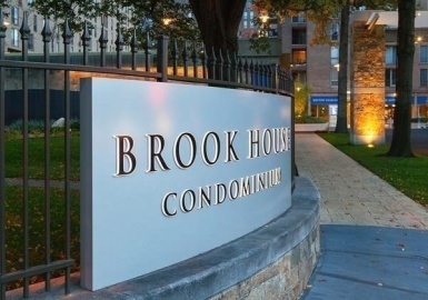 77 Pond Ave, Brookline, Massachusetts 02445, 1 Bedroom Bedrooms, 3 Rooms Rooms,1 BathroomBathrooms,Residential Lease,For Rent,Pond Ave,73136838