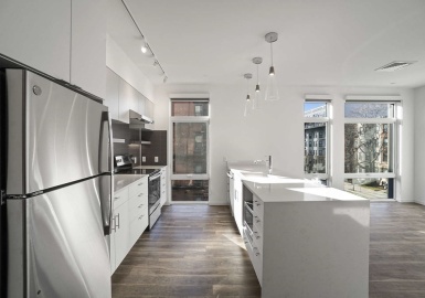 839 Beacon Street, Boston, Massachusetts 02215, 2 Bedrooms Bedrooms, 6 Rooms Rooms,2 BathroomsBathrooms,Residential Lease,For Rent,Beacon Street,73127196