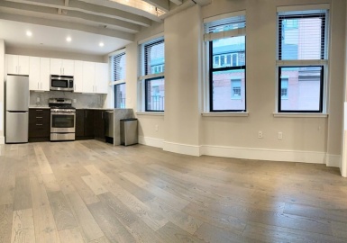 45 Broad, Boston, Massachusetts 02109, 1 Bedroom Bedrooms, 3 Rooms Rooms,1 BathroomBathrooms,Residential Lease,For Rent,Broad,73016958