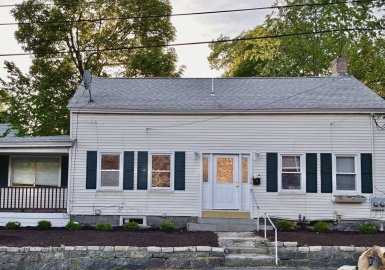 39 Cross St, Quincy, Massachusetts 02169, 2 Bedrooms Bedrooms, 6 Rooms Rooms,2 BathroomsBathrooms,Residential Lease,For Rent,Cross St,73137844