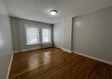 24 Isabella, Boston, Massachusetts 02116, 1 Bedroom Bedrooms, 4 Rooms Rooms,1 BathroomBathrooms,Residential Lease,For Rent,Isabella,73122670
