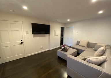 201 Salem St, Boston, Massachusetts 02113, 2 Bedrooms Bedrooms, 4 Rooms Rooms,1 BathroomBathrooms,Residential Lease,For Rent,Salem St,73136185