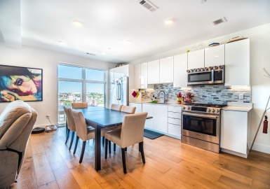 250 Meridian, Boston, Massachusetts 02128, 1 Bedroom Bedrooms, 3 Rooms Rooms,1 BathroomBathrooms,Residential Lease,For Rent,Meridian,73119361