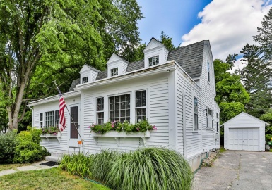 7A Mass Ave, Harvard, Massachusetts 01451, 1 Bedroom Bedrooms, 6 Rooms Rooms,1 BathroomBathrooms,Residential Lease,For Rent,Mass Ave,73130665