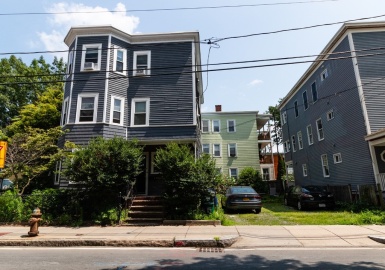 338-340 Columbia Road, Cambridge, Massachusetts 02141, 2 Bedrooms Bedrooms, 4 Rooms Rooms,1 BathroomBathrooms,Residential Lease,For Rent,Columbia Road,73136488