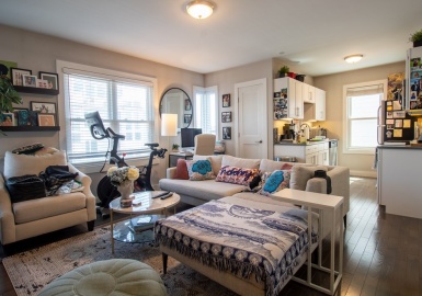 543 Dorchester Ave, Boston, Massachusetts 02127, 1 Bedroom Bedrooms, 3 Rooms Rooms,1 BathroomBathrooms,Residential Lease,For Rent,Dorchester Ave,73124953