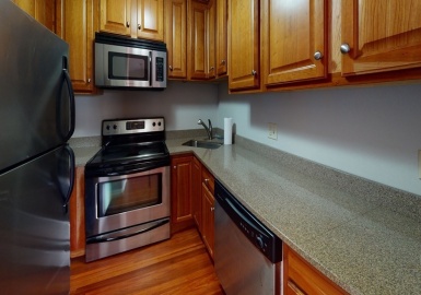 230 Willard St, Quincy, Massachusetts 02169, 2 Bedrooms Bedrooms, 5 Rooms Rooms,2 BathroomsBathrooms,Residential Lease,For Rent,Willard St,73076522