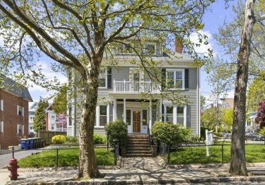 156 Sycamore Street, Somerville, Massachusetts 02145, 4 Bedrooms Bedrooms, 7 Rooms Rooms,1.5 BathroomsBathrooms,Residential Lease,For Rent,Sycamore Street,73131354