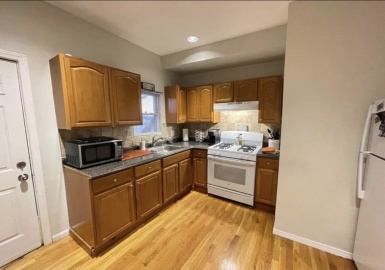 361 Crescent Ave, Chelsea, Massachusetts 02150, 3 Bedrooms Bedrooms, 5 Rooms Rooms,1 BathroomBathrooms,Residential Lease,For Rent,Crescent Ave,73130710