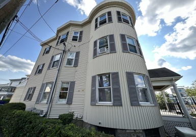 438 Washington, Boston, Massachusetts 02135, 3 Bedrooms Bedrooms, 5 Rooms Rooms,1 BathroomBathrooms,Residential Lease,For Rent,Washington,73131920