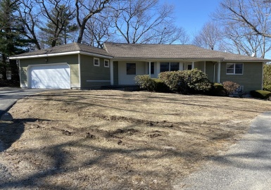 2 Red Leaf Lane, Woburn, Massachusetts 01801, 2 Bedrooms Bedrooms, 8 Rooms Rooms,2.5 BathroomsBathrooms,Residential Lease,For Rent,Red Leaf Lane,73082680