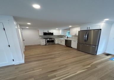 55 Laurel St, Watertown, Massachusetts 02472, 3 Bedrooms Bedrooms, 10 Rooms Rooms,1.5 BathroomsBathrooms,Residential Lease,For Rent,Laurel St,73128958