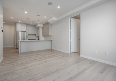 340 West 2nd Street, Boston, Massachusetts 02127, 2 Bedrooms Bedrooms, 6 Rooms Rooms,2 BathroomsBathrooms,Residential Lease,For Rent,West 2nd Street,73121114