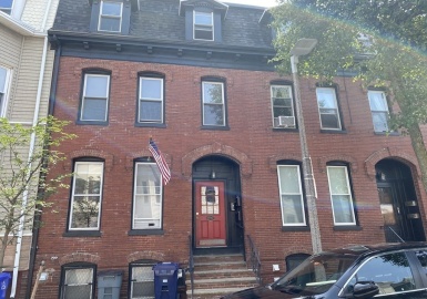 597 E 5th St., Boston, Massachusetts 02127, 1 Bedroom Bedrooms, 3 Rooms Rooms,1 BathroomBathrooms,Residential Lease,For Rent,E 5th St.,73137847