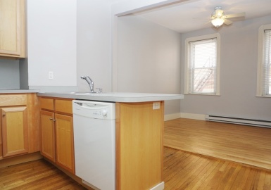 59 Snow Hill, Boston, Massachusetts 02113, 2 Bedrooms Bedrooms, 4 Rooms Rooms,1 BathroomBathrooms,Residential Lease,For Rent,Snow Hill,73131946