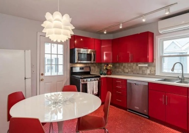 96 Norwood Ave, Newton, Massachusetts 02460, 3 Bedrooms Bedrooms, 6 Rooms Rooms,2 BathroomsBathrooms,Residential Lease,For Rent,Norwood Ave,73112573