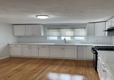 83 Norwood, Everett, Massachusetts 02149, 3 Bedrooms Bedrooms, 5 Rooms Rooms,1 BathroomBathrooms,Residential Lease,For Rent,Norwood,73114535