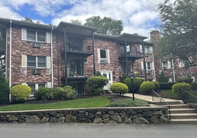 19 Pine St, Canton, Massachusetts 02021, 2 Bedrooms Bedrooms, 5 Rooms Rooms,1 BathroomBathrooms,Residential Lease,For Rent,Pine St,73130193