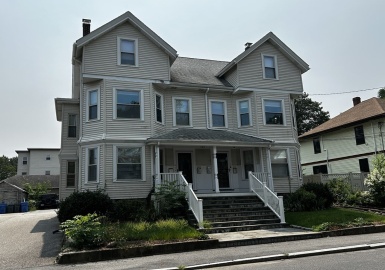 187 Brown St, Waltham, Massachusetts 02453, 1 Bedroom Bedrooms, 4 Rooms Rooms,1 BathroomBathrooms,Residential Lease,For Rent,Brown St,73137555