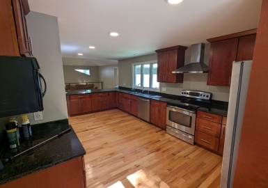 202 Harkness Road, Amherst, Massachusetts 01002, 4 Bedrooms Bedrooms, 6 Rooms Rooms,3 BathroomsBathrooms,Residential Lease,For Rent,Harkness Road,73126184