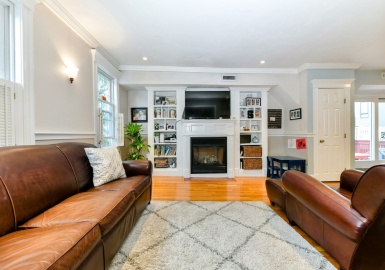 202 West Seventh, Boston, Massachusetts 02127, 3 Bedrooms Bedrooms, 6 Rooms Rooms,2 BathroomsBathrooms,Residential Lease,For Rent,West Seventh,73112804