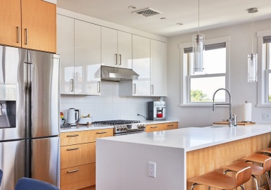 290 Highland Avenue, Somerville, Massachusetts 02144, 2 Bedrooms Bedrooms, 5 Rooms Rooms,2 BathroomsBathrooms,Residential Lease,For Rent,Highland Avenue,73139253