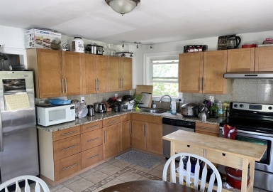 15 Holton St, Boston, Massachusetts 02134, 4 Bedrooms Bedrooms, 9 Rooms Rooms,2 BathroomsBathrooms,Residential Lease,For Rent,Holton St,73128964
