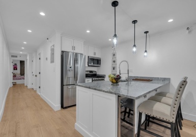42 8th, Boston, Massachusetts 02129, 2 Bedrooms Bedrooms, 6 Rooms Rooms,2 BathroomsBathrooms,Residential Lease,For Rent,8th,73137681