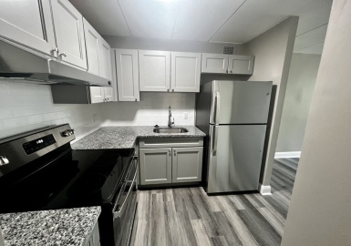 545 Centre St, Boston, Massachusetts 02130, 1 Bedroom Bedrooms, 2 Rooms Rooms,1 BathroomBathrooms,Residential Lease,For Rent,Centre St,73122576