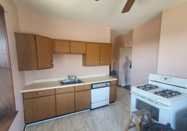 6 Arcadia Street, Boston, Massachusetts 02122, 3 Bedrooms Bedrooms, 7 Rooms Rooms,1 BathroomBathrooms,Residential Lease,For Rent,Arcadia Street,73098323