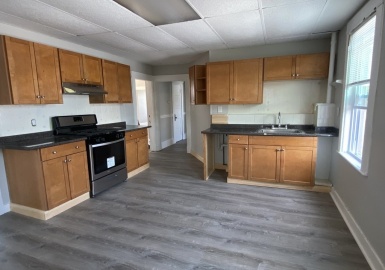 45 Upham Street, Malden, Massachusetts 02148, 3 Bedrooms Bedrooms, 6 Rooms Rooms,1.5 BathroomsBathrooms,Residential Lease,For Rent,Upham Street,73133618
