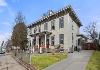 135 School St, Boston, Massachusetts 02119, 3 Bedrooms Bedrooms, 6 Rooms Rooms,2 BathroomsBathrooms,Residential Lease,For Rent,School St,73134266