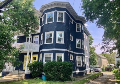10 Mt. Vernon, Arlington, Massachusetts 02476, 3 Bedrooms Bedrooms, 6 Rooms Rooms,1 BathroomBathrooms,Residential Lease,For Rent,Mt. Vernon,73134582