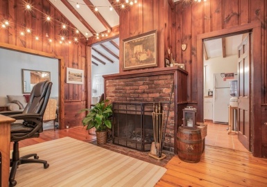 531 Concord Road, Sudbury, Massachusetts 01776, 2 Bedrooms Bedrooms, 5 Rooms Rooms,1 BathroomBathrooms,Residential Lease,For Rent,Concord Road,73129450