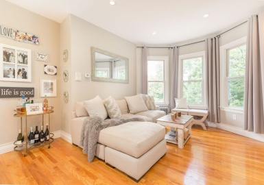 27 Elm Street, Boston, Massachusetts 02122, 2 Bedrooms Bedrooms, 5 Rooms Rooms,1 BathroomBathrooms,Residential Lease,For Rent,Elm Street,73137205