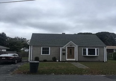 10 Sidney Ave, Swansea, Massachusetts 02777, 2 Bedrooms Bedrooms, 5 Rooms Rooms,1 BathroomBathrooms,Residential Lease,For Rent,Sidney Ave,73236209