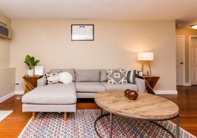200 Manning St, Hudson, Massachusetts 01749, 2 Bedrooms Bedrooms, 4 Rooms Rooms,1 BathroomBathrooms,Residential Lease,For Rent,Manning St,73103276
